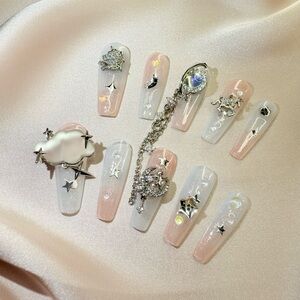 Press-on Nails Set ✨